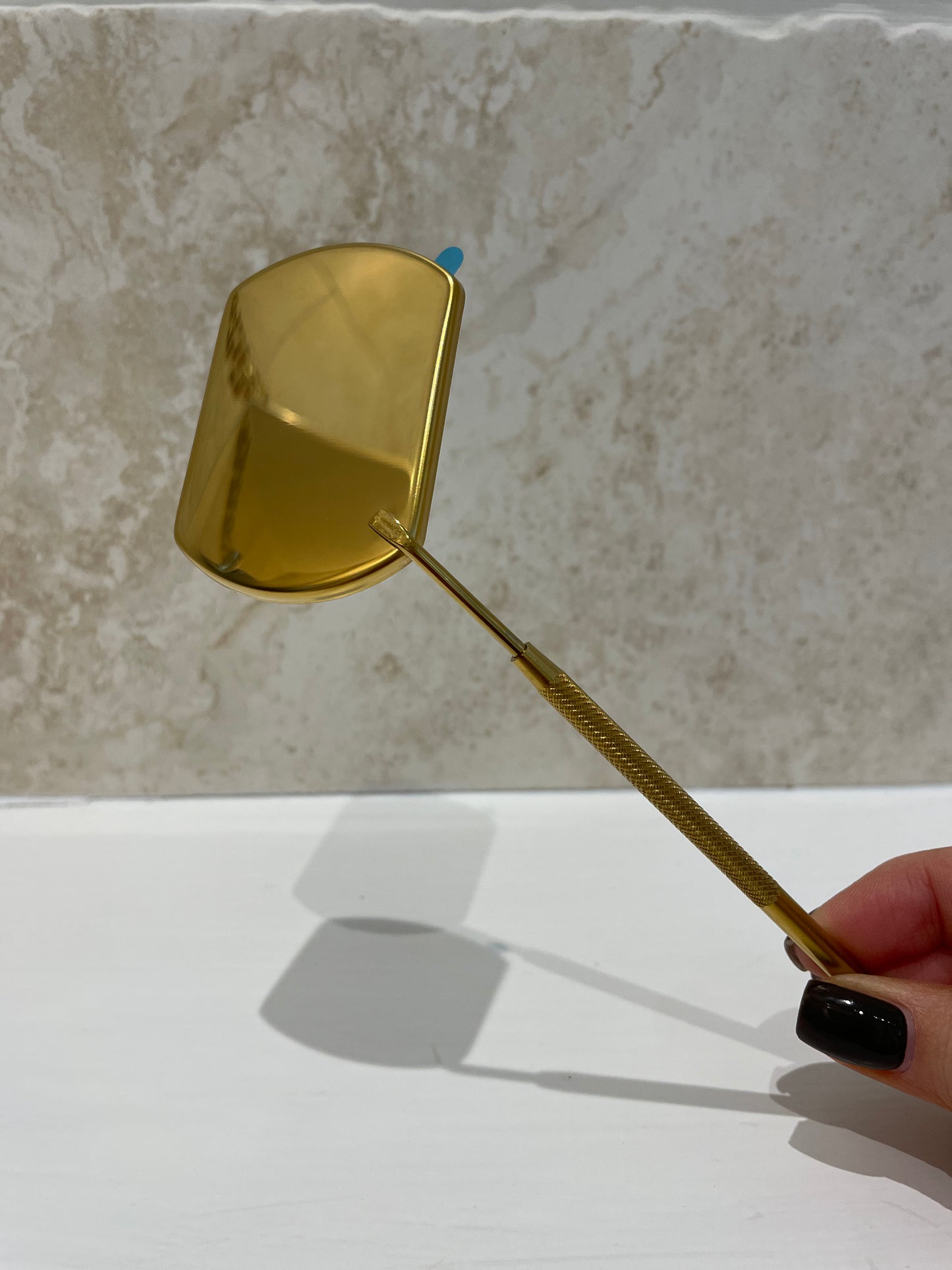 Eyelash extension mirror