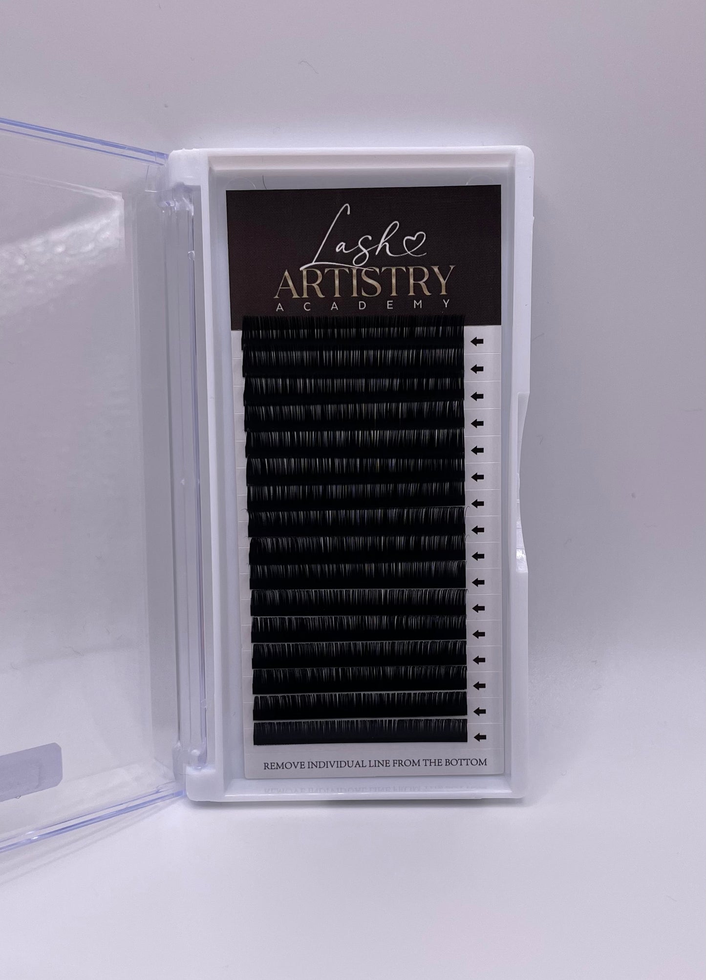 0.05 Signature collection lashes